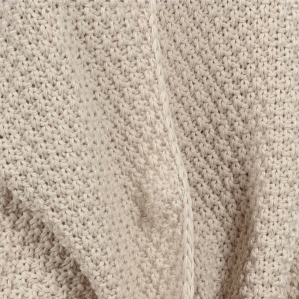 Threshold Cream Chunky Knit Rolled Throw Blanket Recycled Polyester 50x60 Ivory - Picture 5 of 6